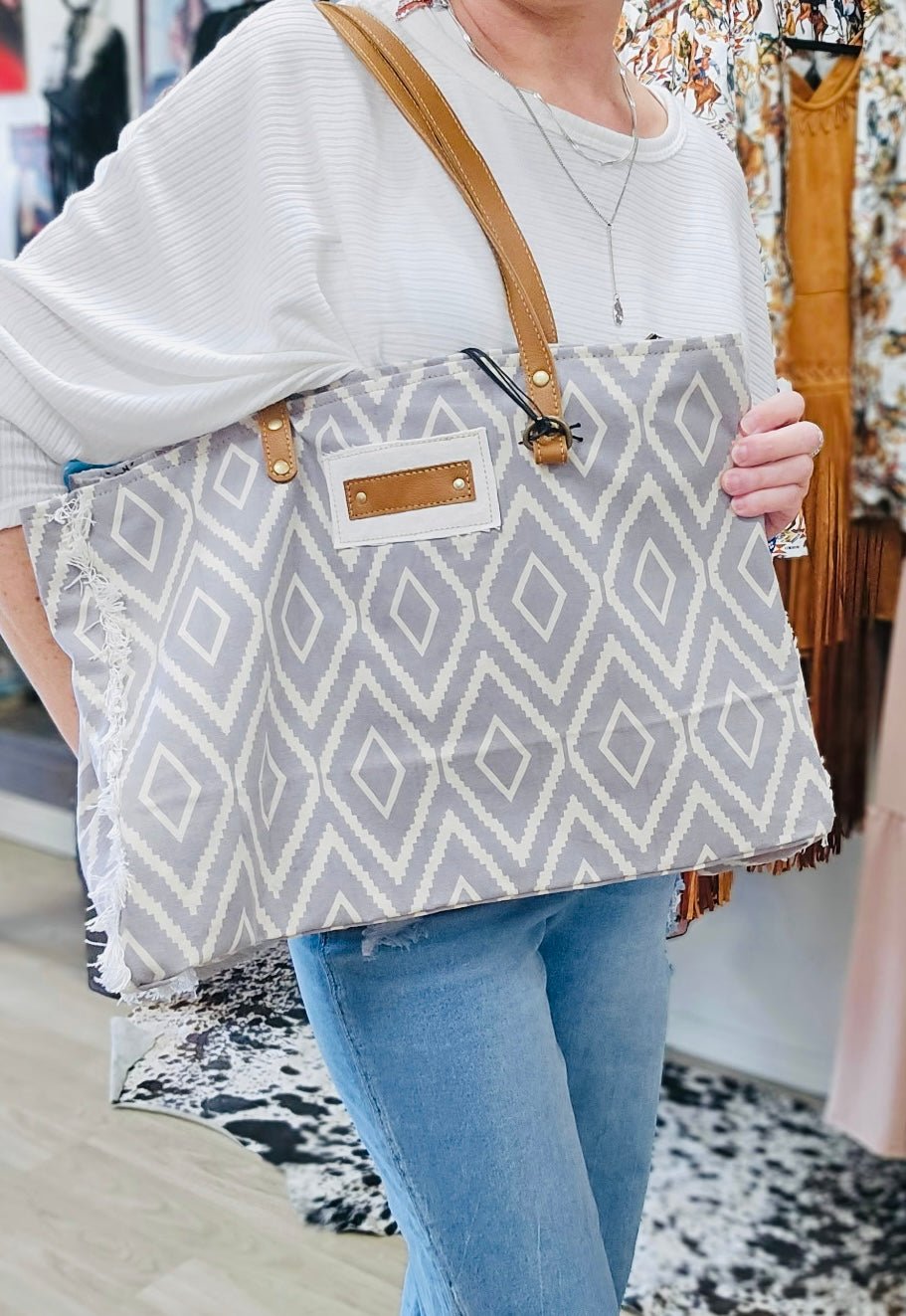 Mist Weaver Weekender - Roaming Gypsy Boutique
